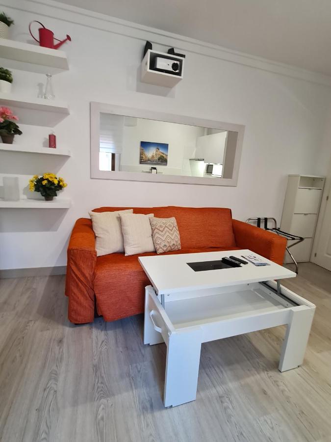 Plaza Mostenses En Plaza Espana Madrid Ngoại thất bức ảnh