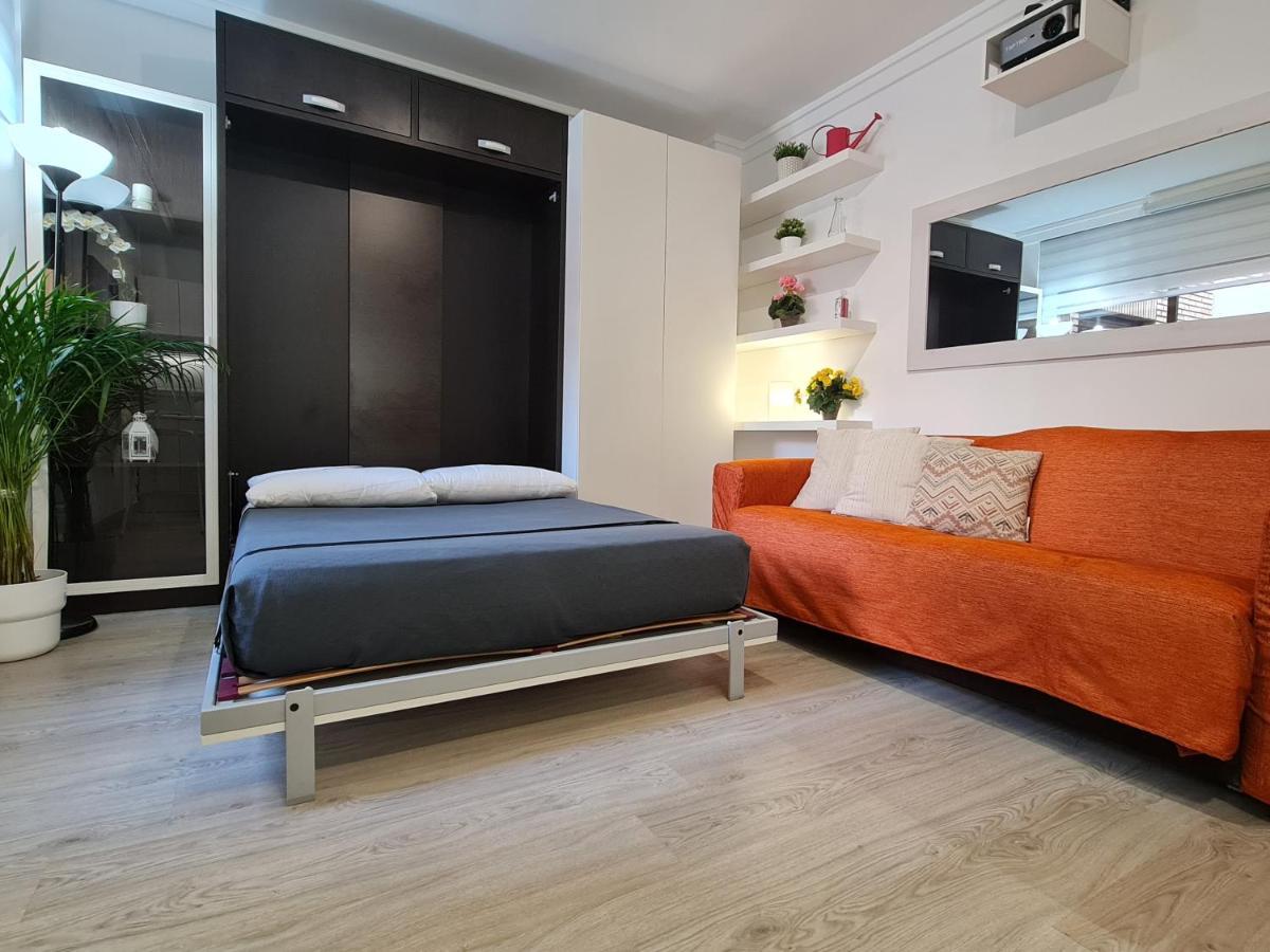 Plaza Mostenses En Plaza Espana Madrid Ngoại thất bức ảnh